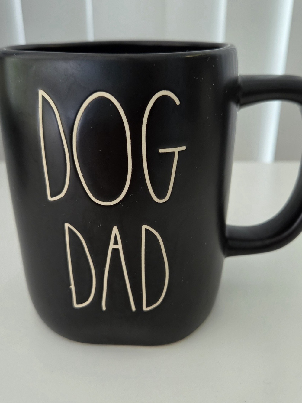 Dog Dad Black Ceramic Coffee Mug - Classic 'Dog Dad' Design